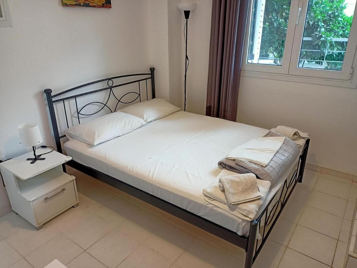 Mini studio in Kirra , ancient port of Delphi , air condition , WiFi, near the beach - Housity