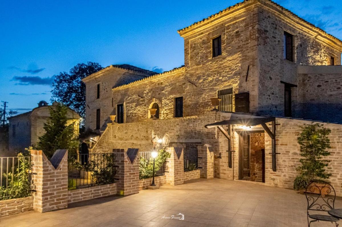 Castello di Petecciano B&B - Housity