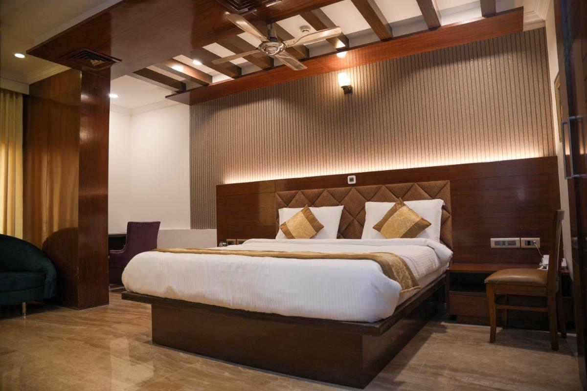 The Ontime Hotel, Bangalore - Housity