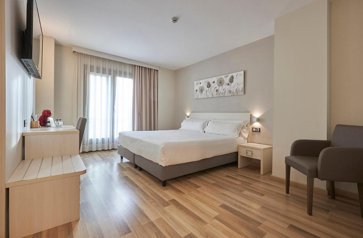 Hotel Centre Reus - Housity