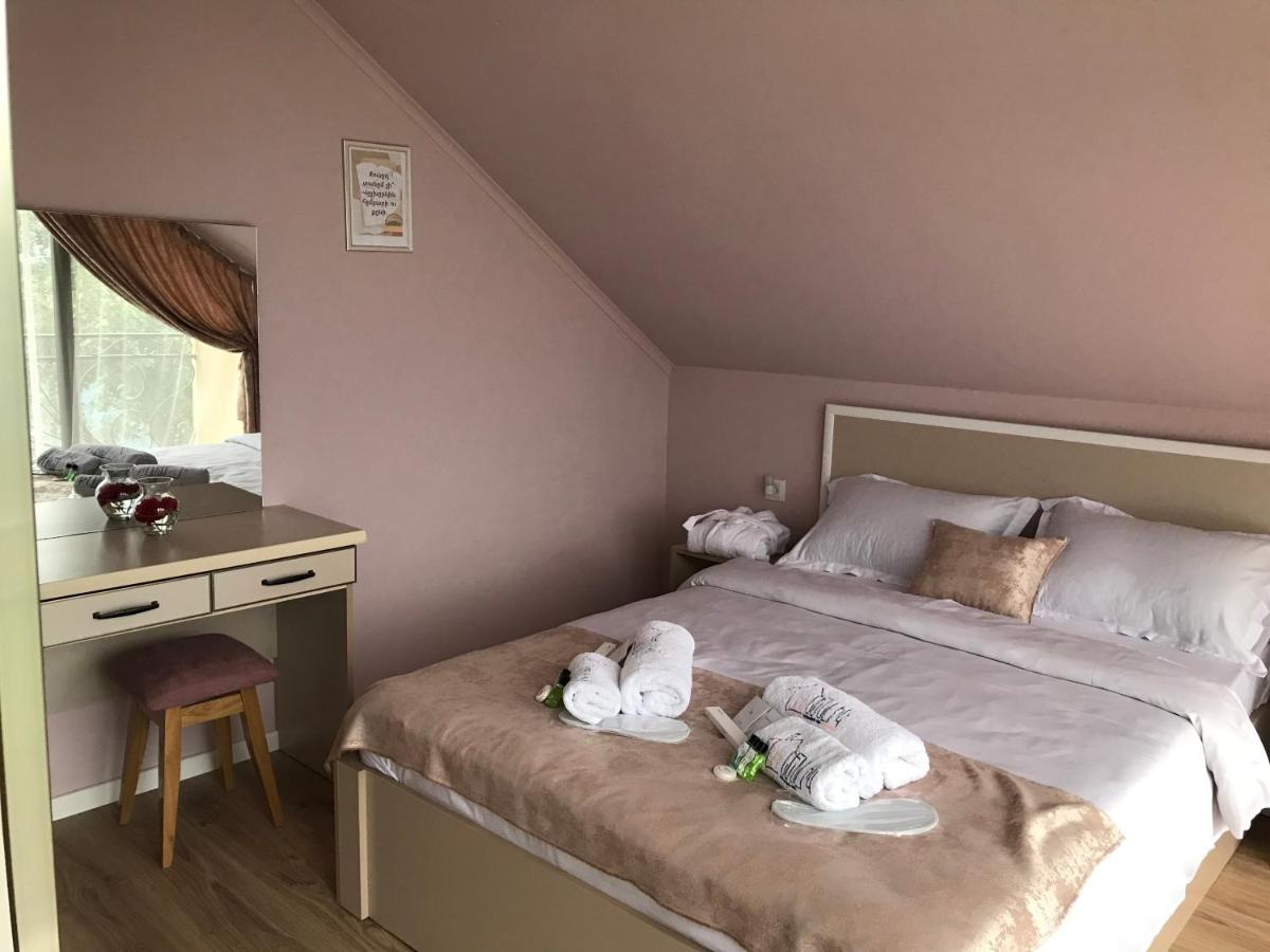 Shenlik Rest House - Housity