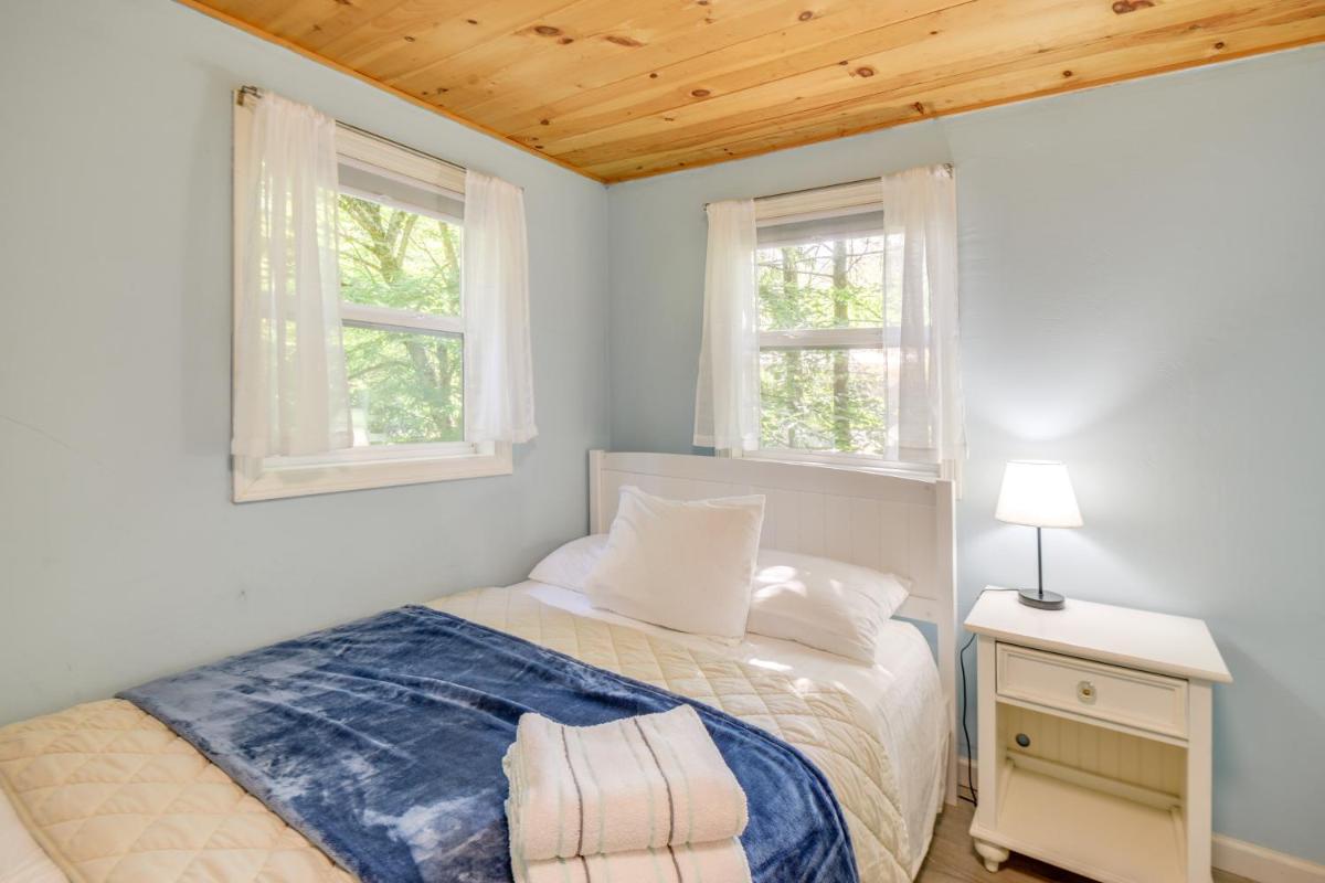 Sawyer Lake Retreat with Decks Walk to Beach! - Housity