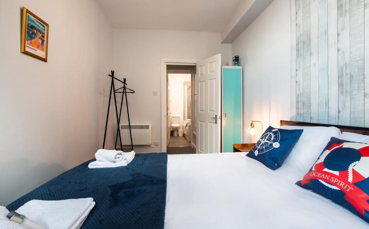 Apt near the Beach - 02 Arena 4 min Walk - Nr BIC 7 Min Drive & Airport Just 13 mins drive - Housity
