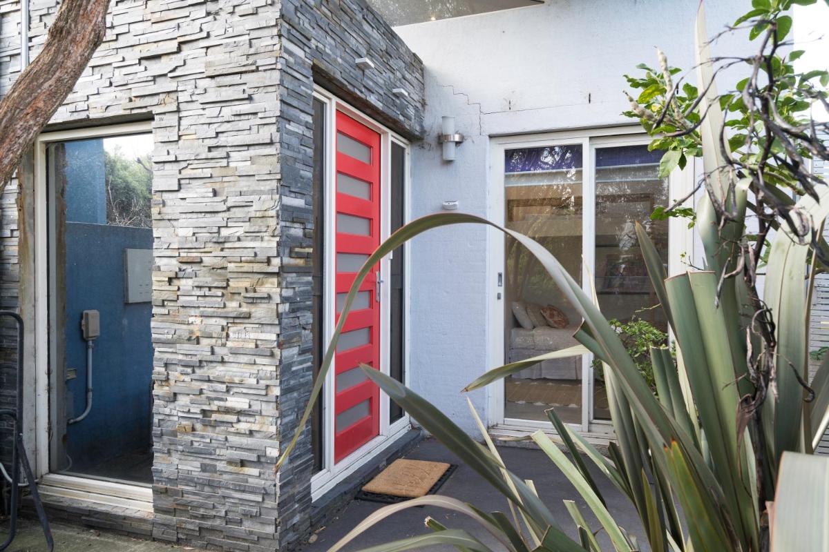 StayCentral - Fairfield Four-bedroom Home - Housity