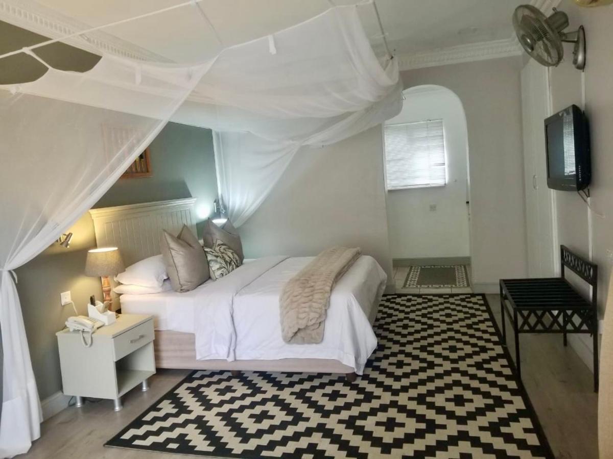 The Leslie Executive Hotel - Housity