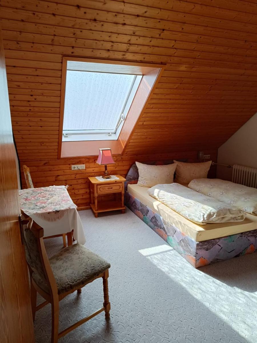 Bed & Breakfast Auerhahn - Black Forest - Housity