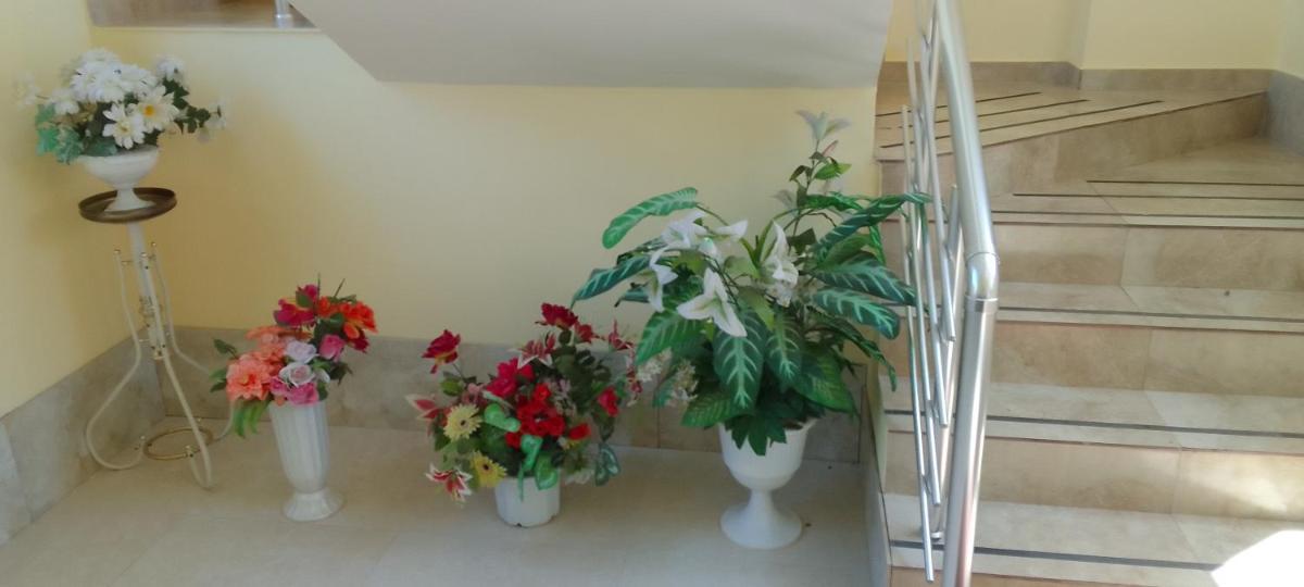 Sevan Backstage Garden - Housity