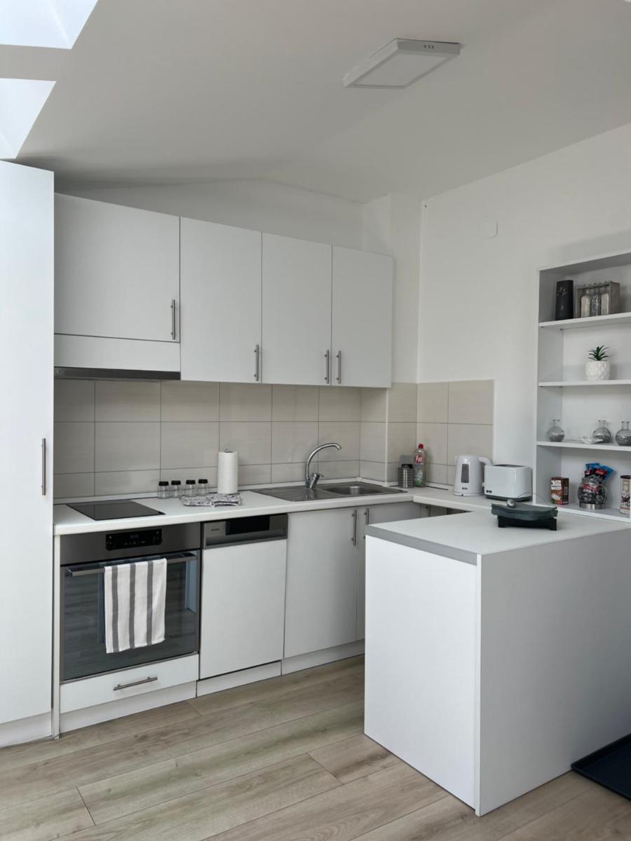 Apartment J.J - Housity