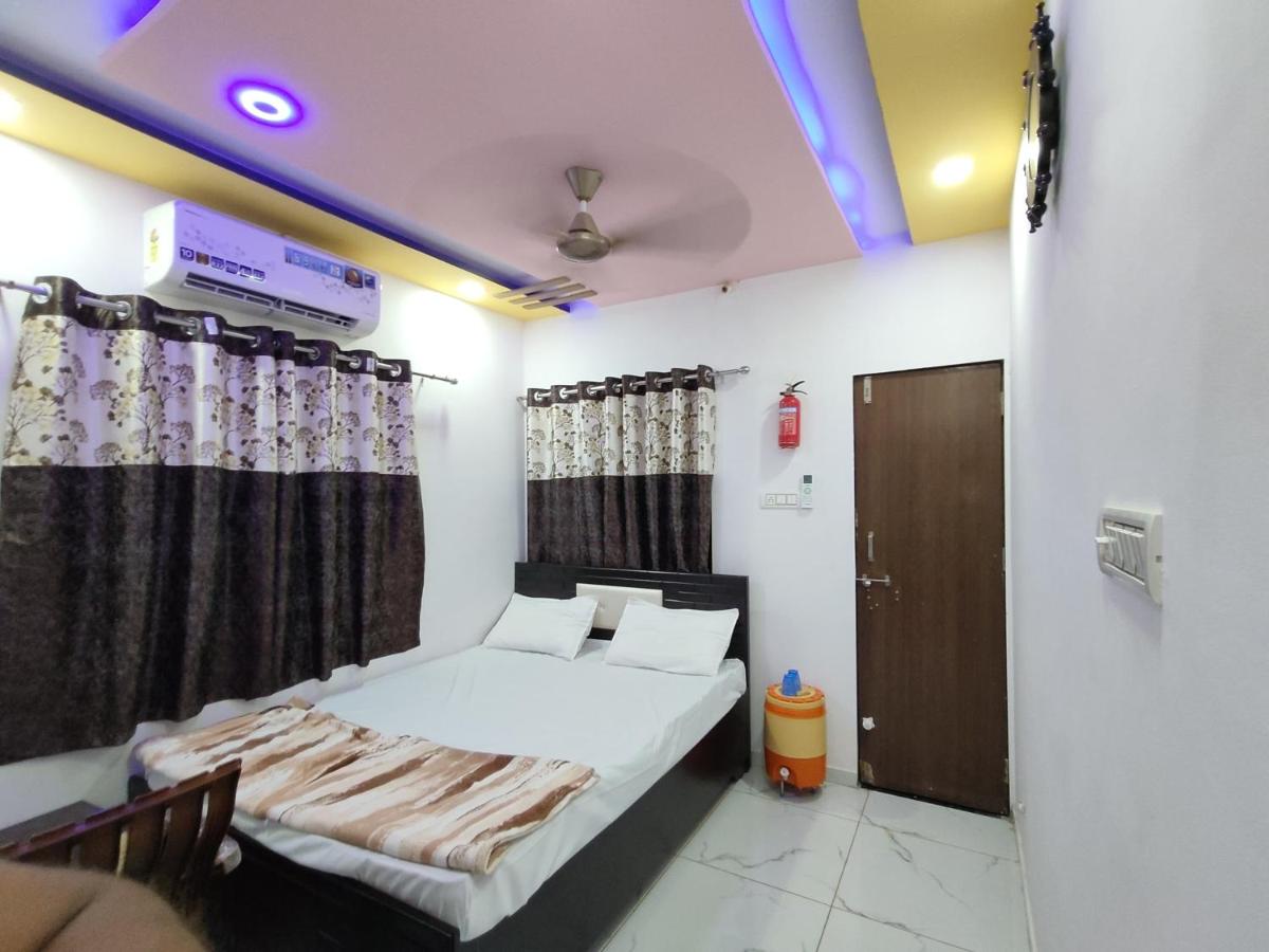 DOSTI HOMESTAY - Housity