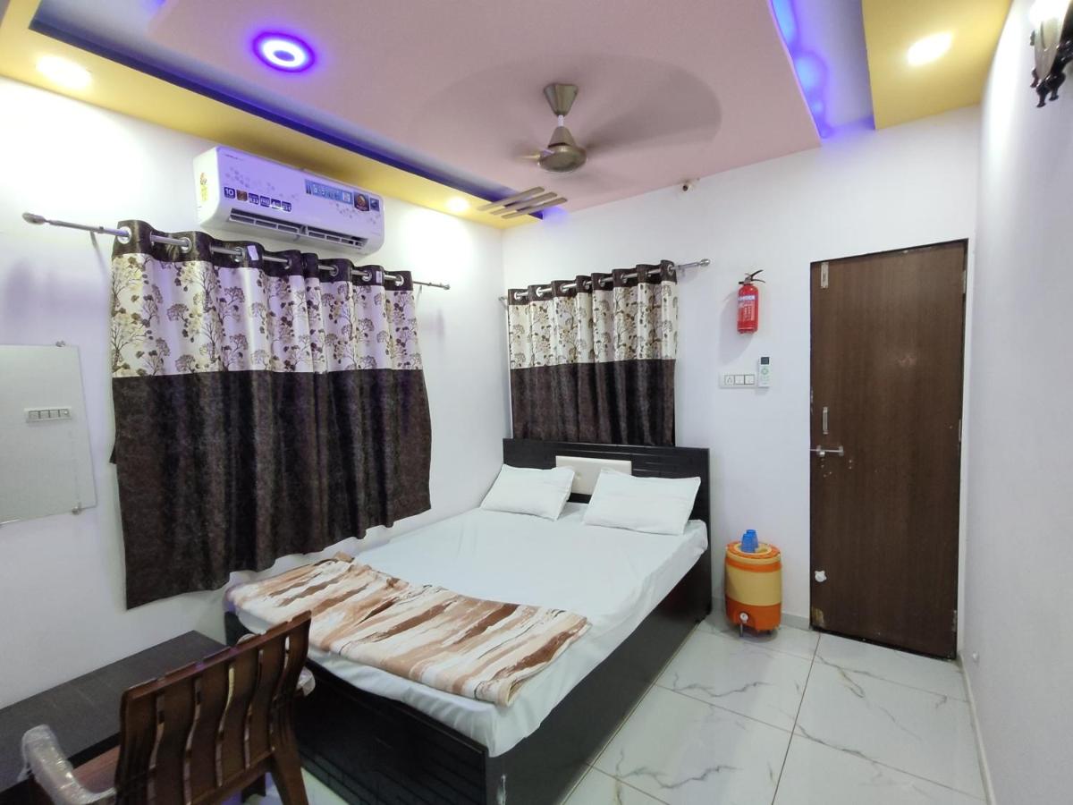 DOSTI HOMESTAY - Housity