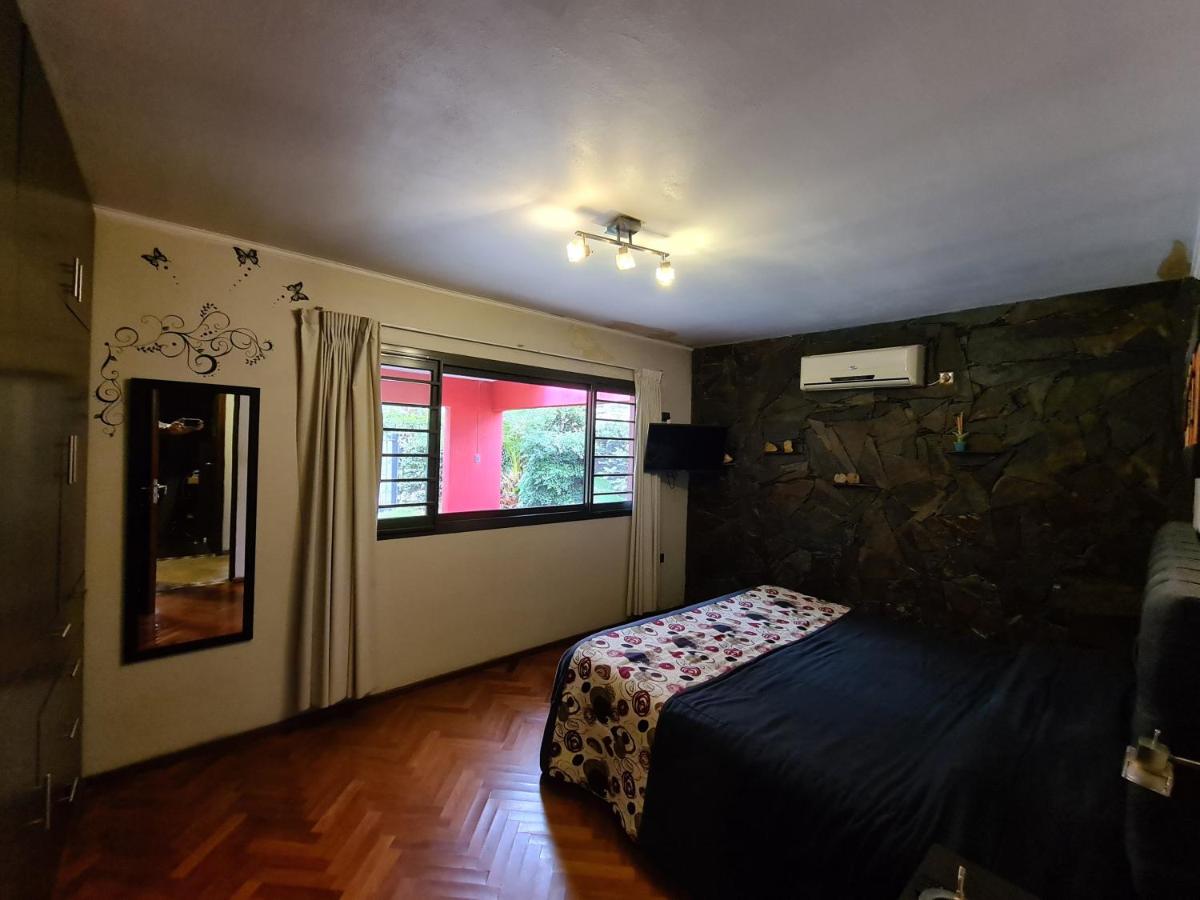 Red House - Housity