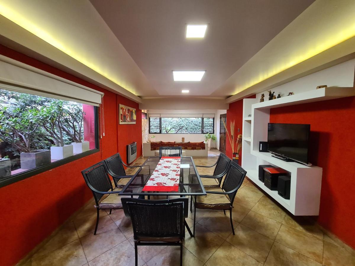 Red House - Housity