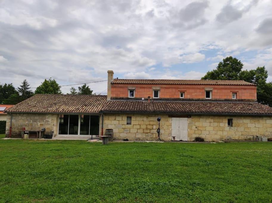 Grande maison au calme - Housity