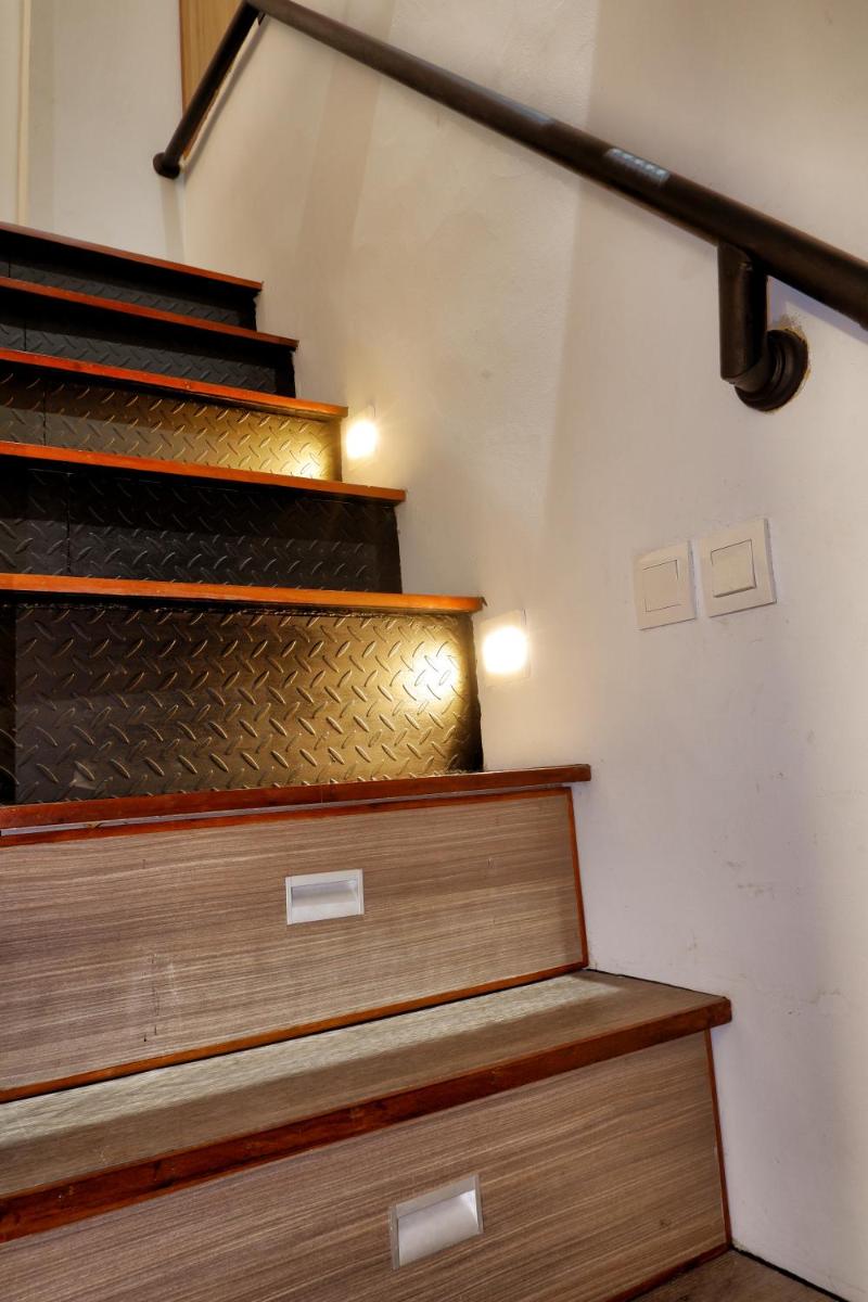 Guest House 555 NKI - Housity