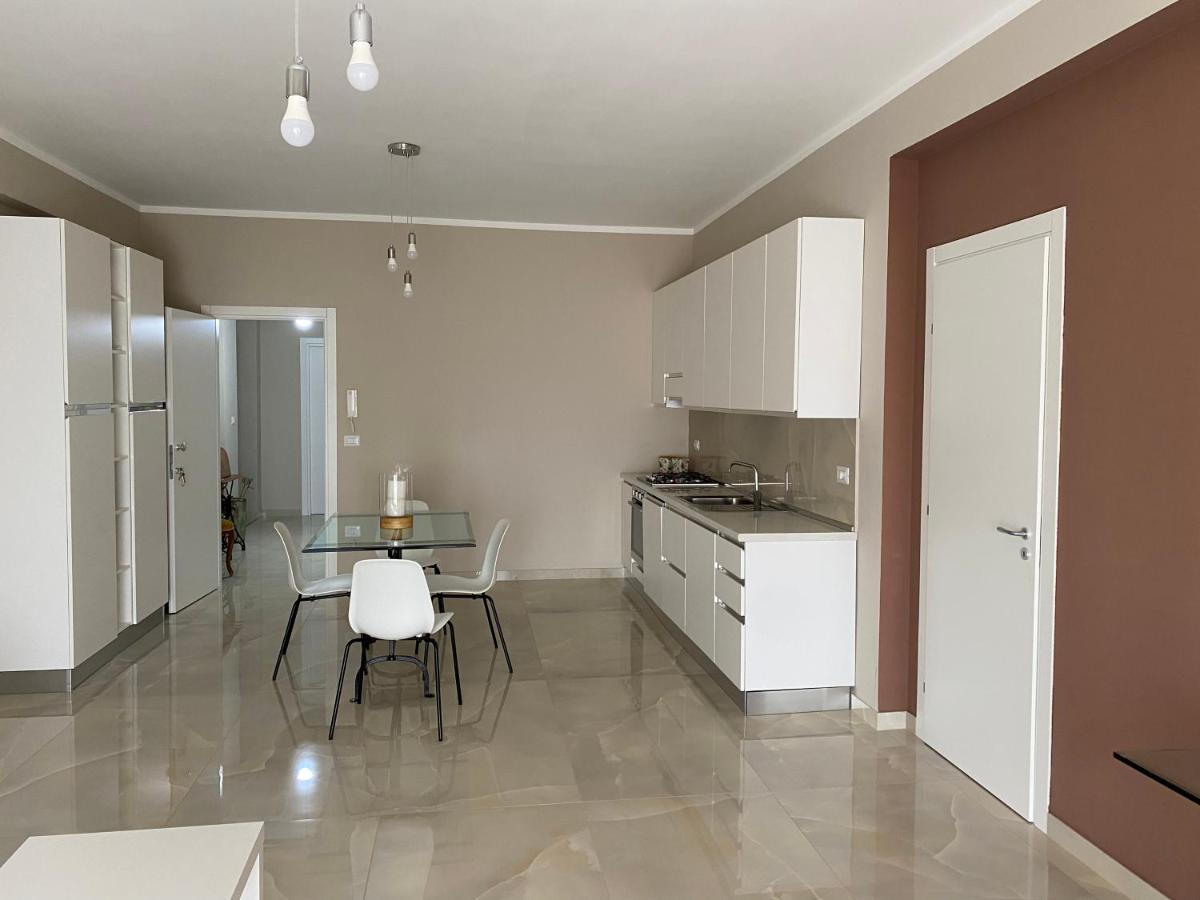 Marconi Rooms and Apartaments - Housity