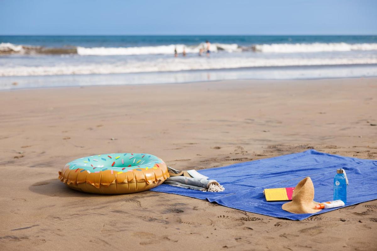 Playa de o cerca de este apartahotel