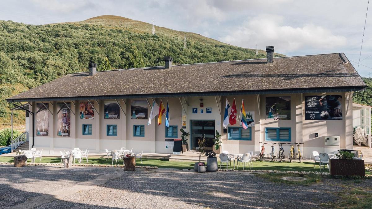 Vila Vilariño Albergue Hotel & Restaurante - Housity