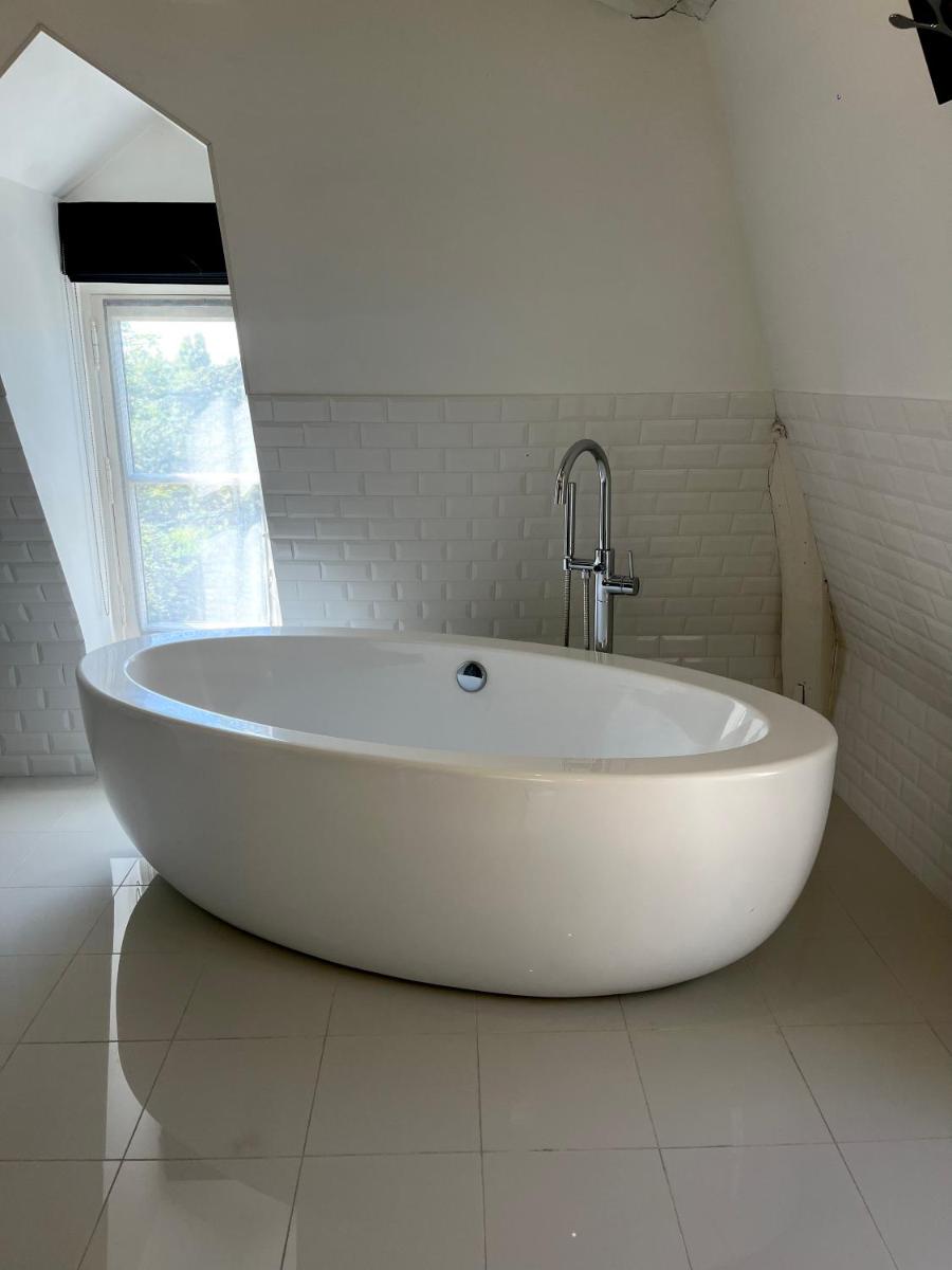Salle de bains dans l'établissement Art Hotel