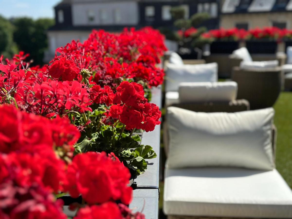 Jardin de l'établissement Best Western Plus Thionville Centre