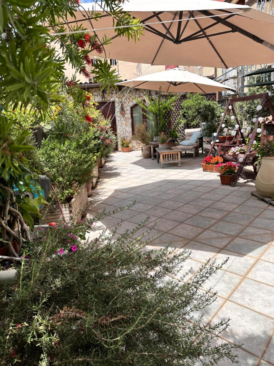 Vela Club House - Housity