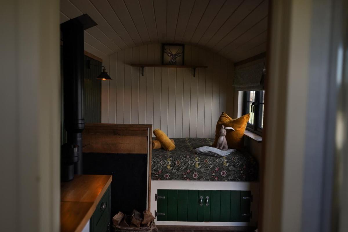Four Acres Farm Shepherds Huts - Housity