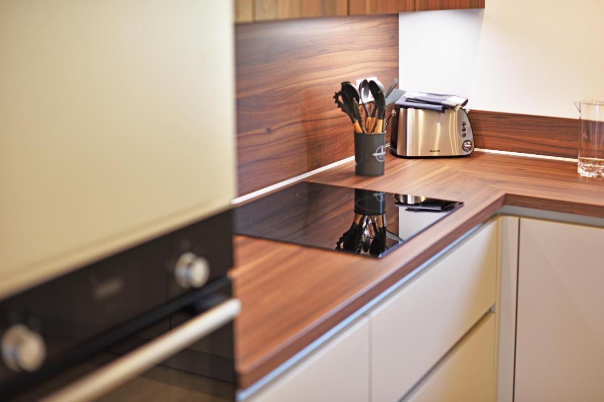 Cuisine ou kitchenette dans l'établissement Résidence Saint-Jean