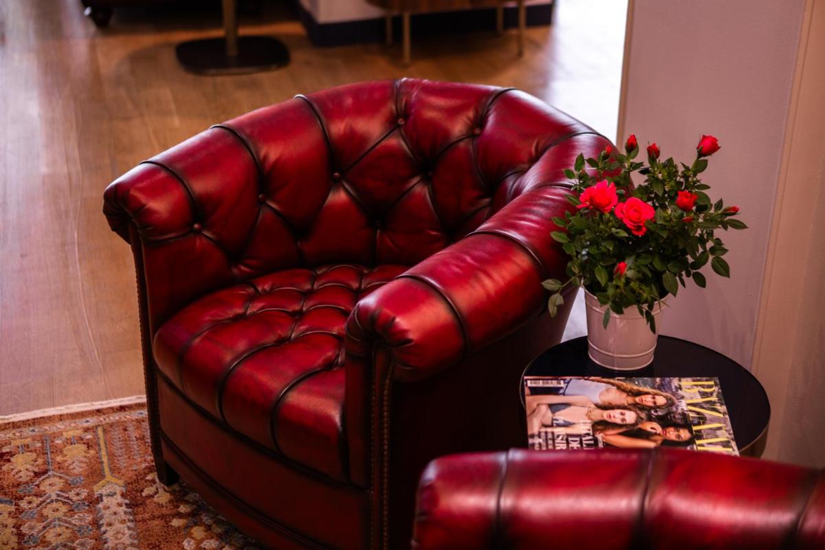 Coin salon dans l'établissement Hotel Monsieur & Spa