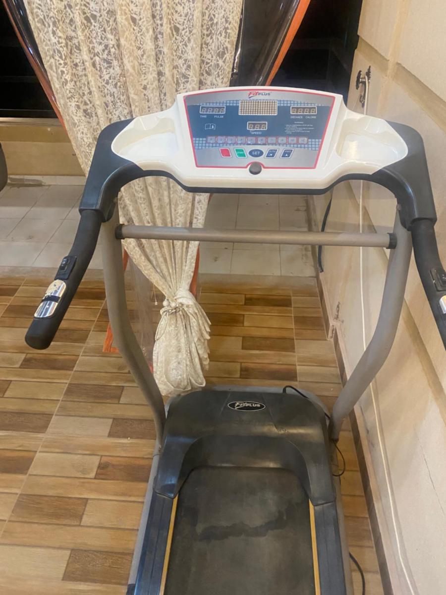 Lovely Villa 5- bedroom with Overflow Pool with Nice Garden at Green Oasis Resort - Housity