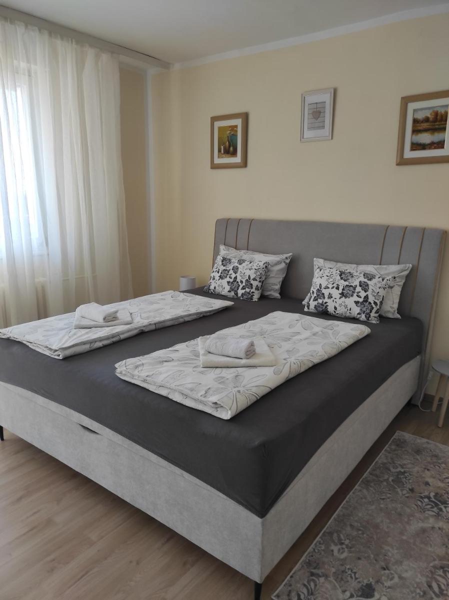 Ema Apartmani - Housity
