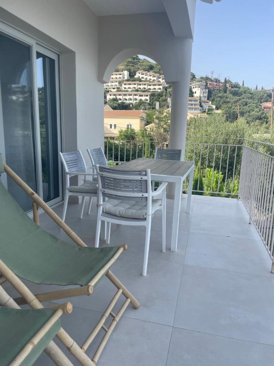 Villa Elsi upper apartment - Housity
