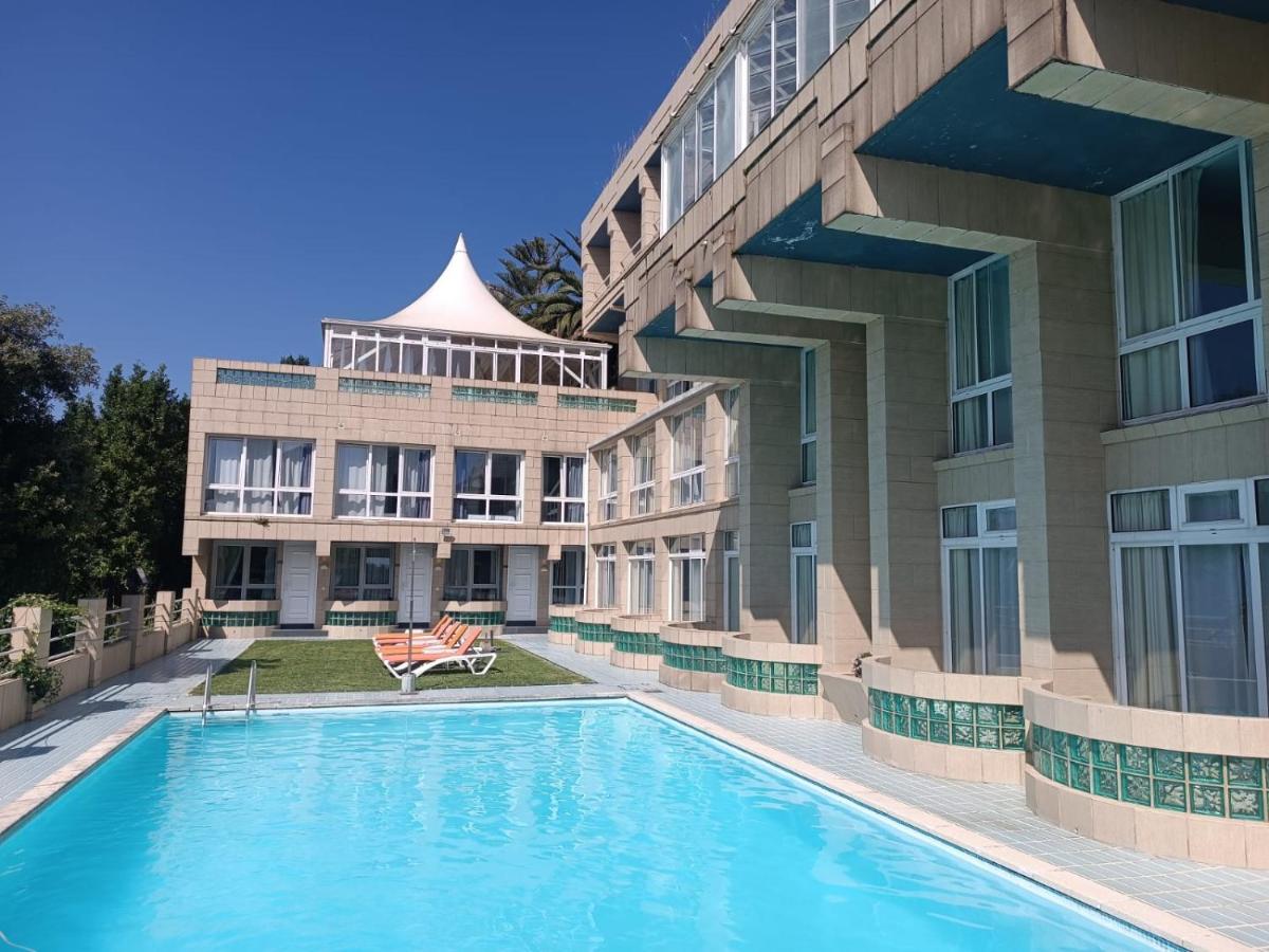 Hotel Miramar Laredo - Housity