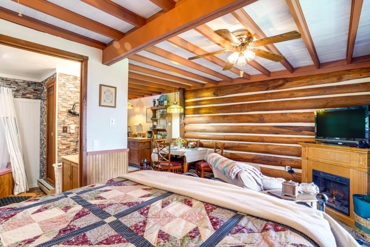 Cozy Luray Cabin with Views Near Hiking Trails! - Housity