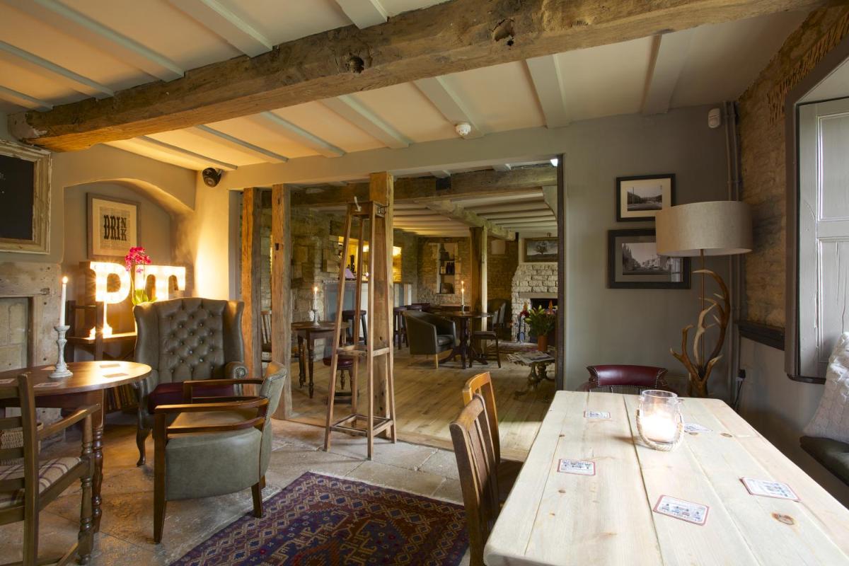 Pear Tree Inn Whitley - Housity