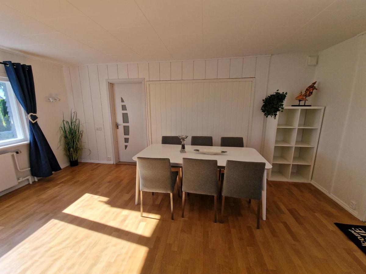 Aadarsh Villa rom -9 min from Oslo Airport - Housity