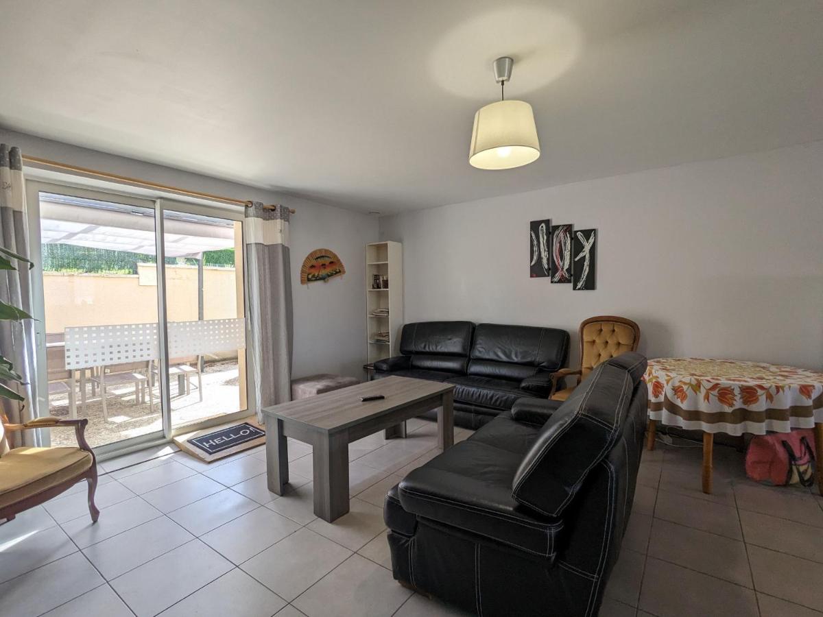 Suite Familiale au Coeur du Berry, à Neuvy-Saint-Sépulchre, Prêt de Vélos, Accueil Calme et Contemporain - FR-1-591-498 - Housity