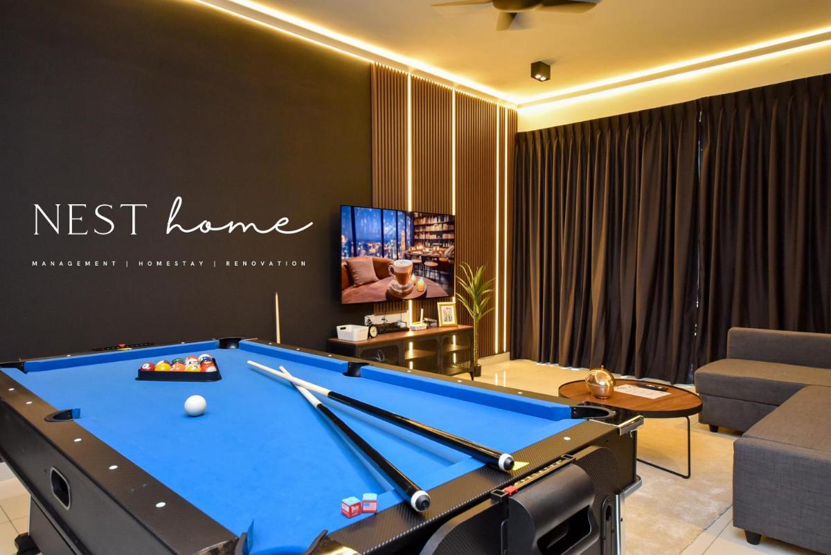 Midvalley Southkey Mosaic Suite by Nest Home - Housity