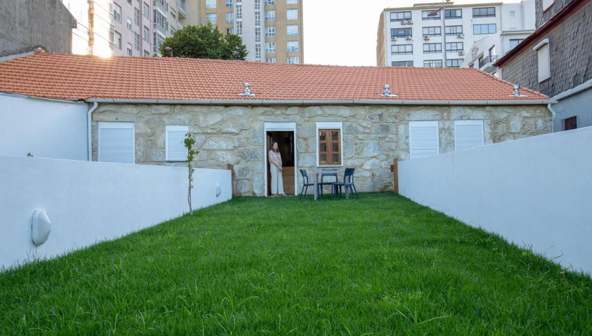 GuestReady - Catorze de Outubro Houses 427 - Housity