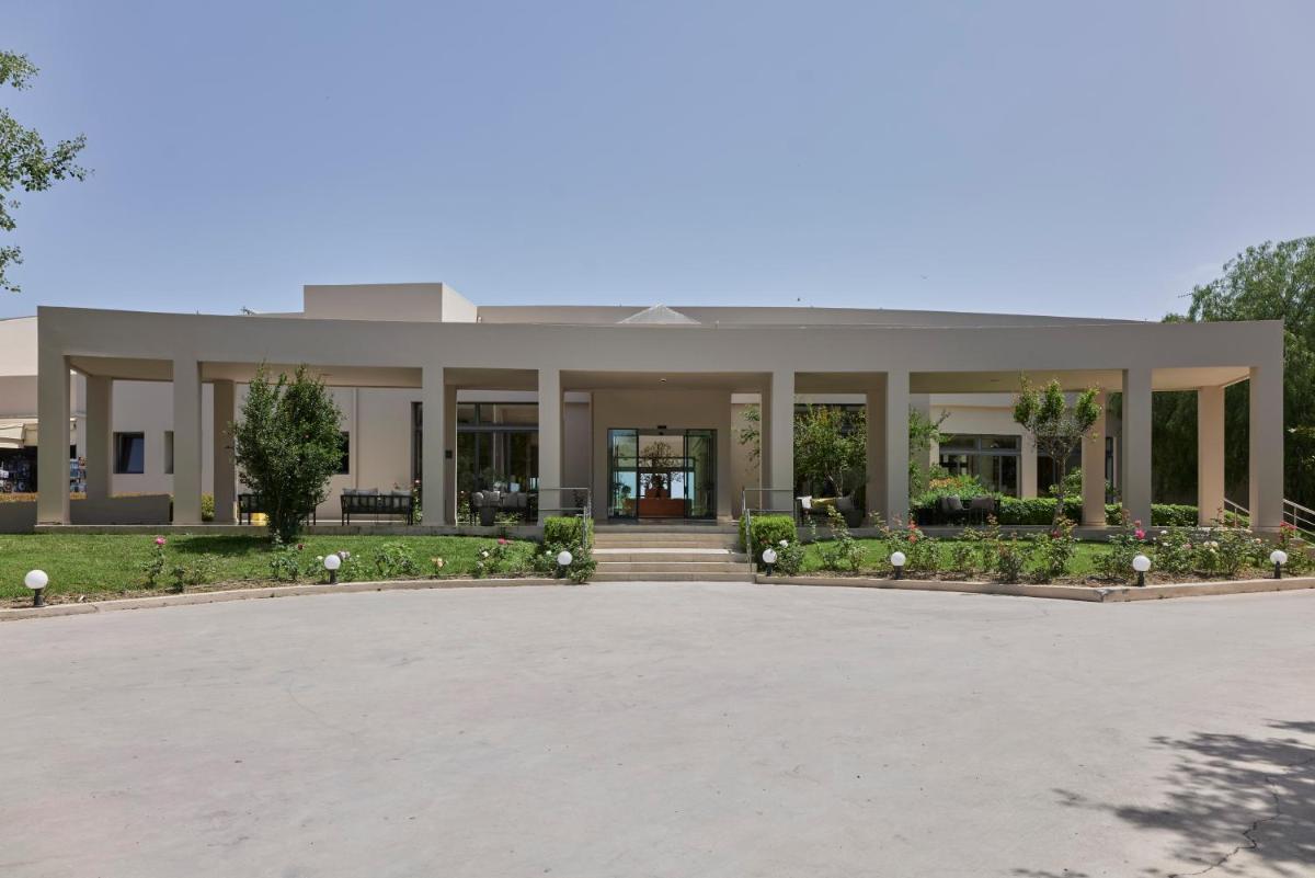 Atlantica Eleon Grand Resort - Housity