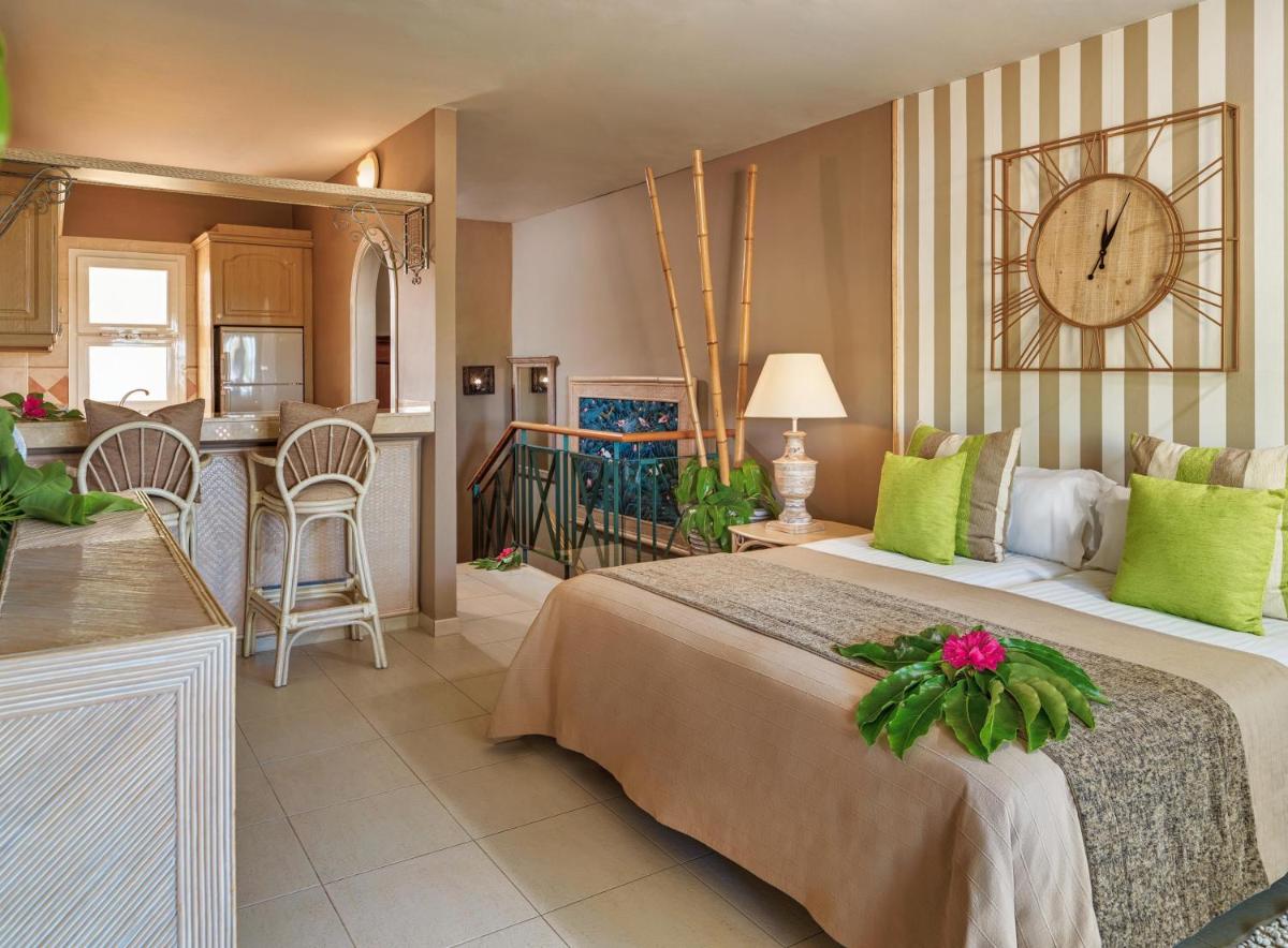 Cama o camas de una habitación en Gran Oasis Resort