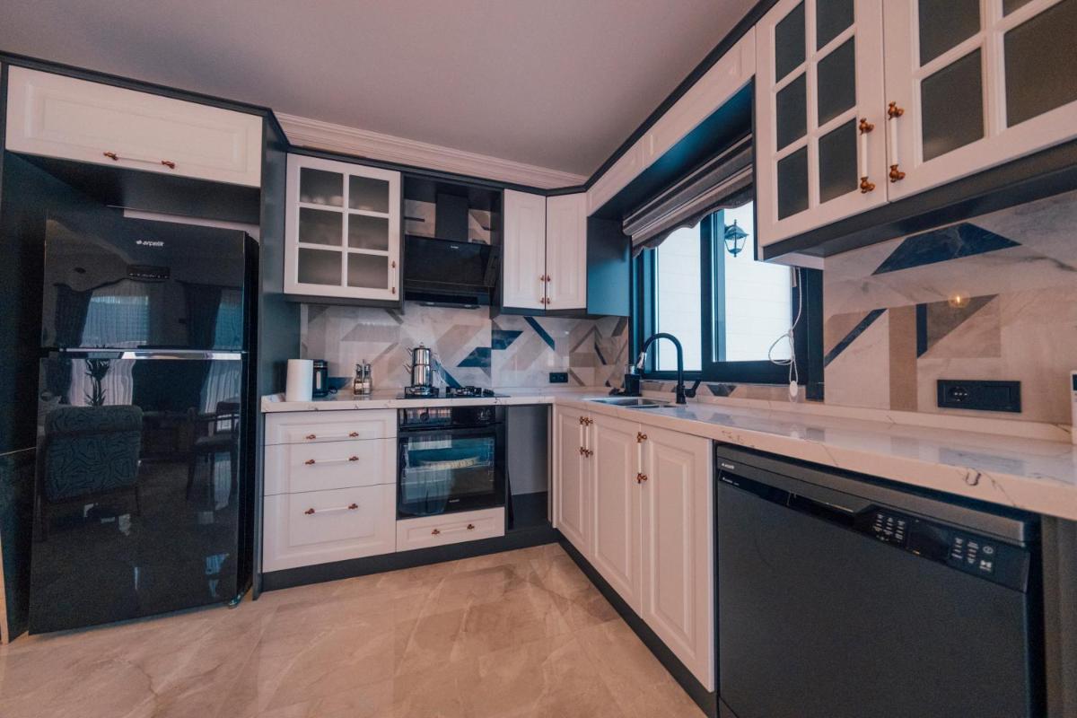 Sapanca Göldibi Suit Bungalov - Housity