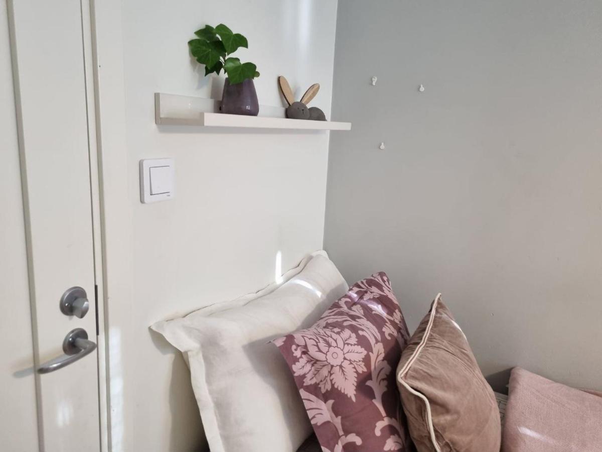 Doktor Forselius gata 16, The Pink Room - Housity