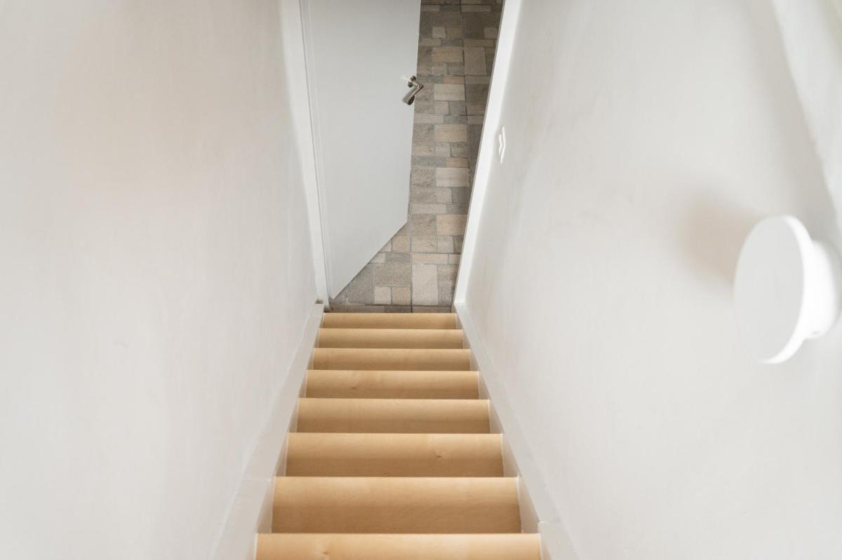 EliAna home at Venetian walls by 8essentially - Housity
