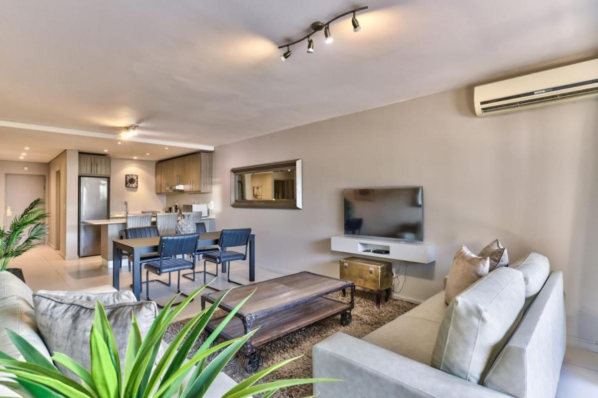 Heritage Square Apartments - Housity