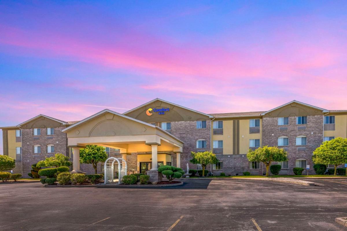 Comfort Inn - Housity