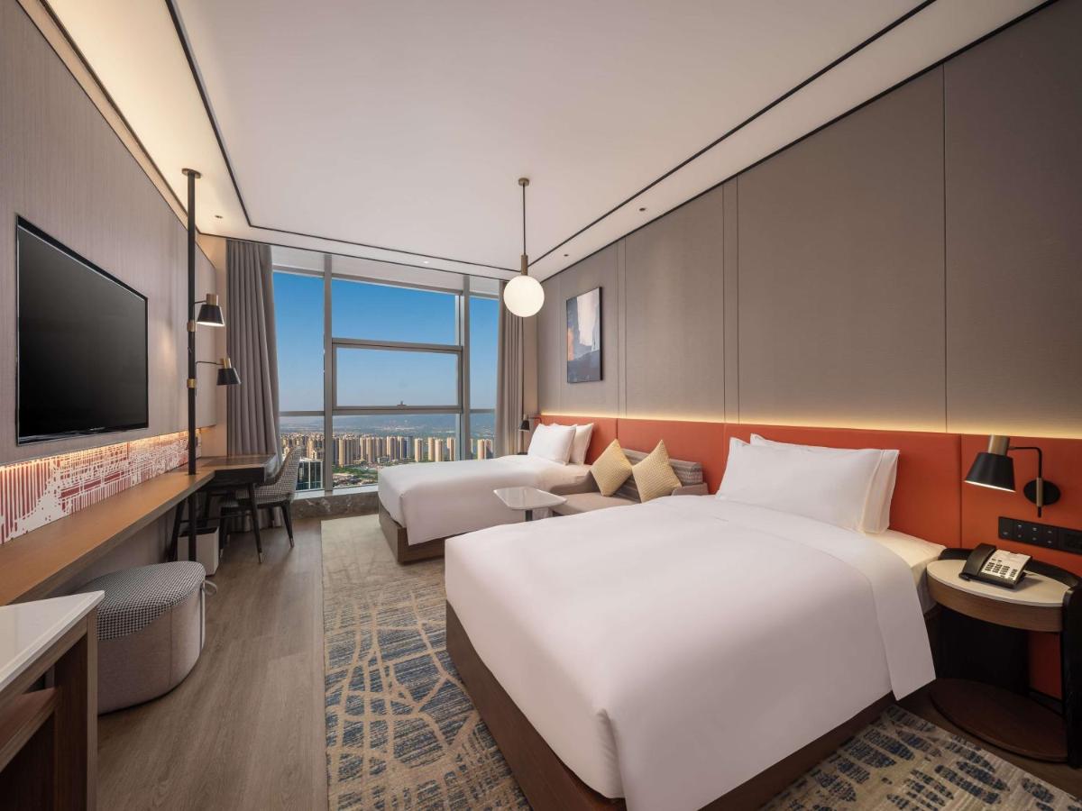 Hilton Garden Inn Taiyuan Binhe - Housity