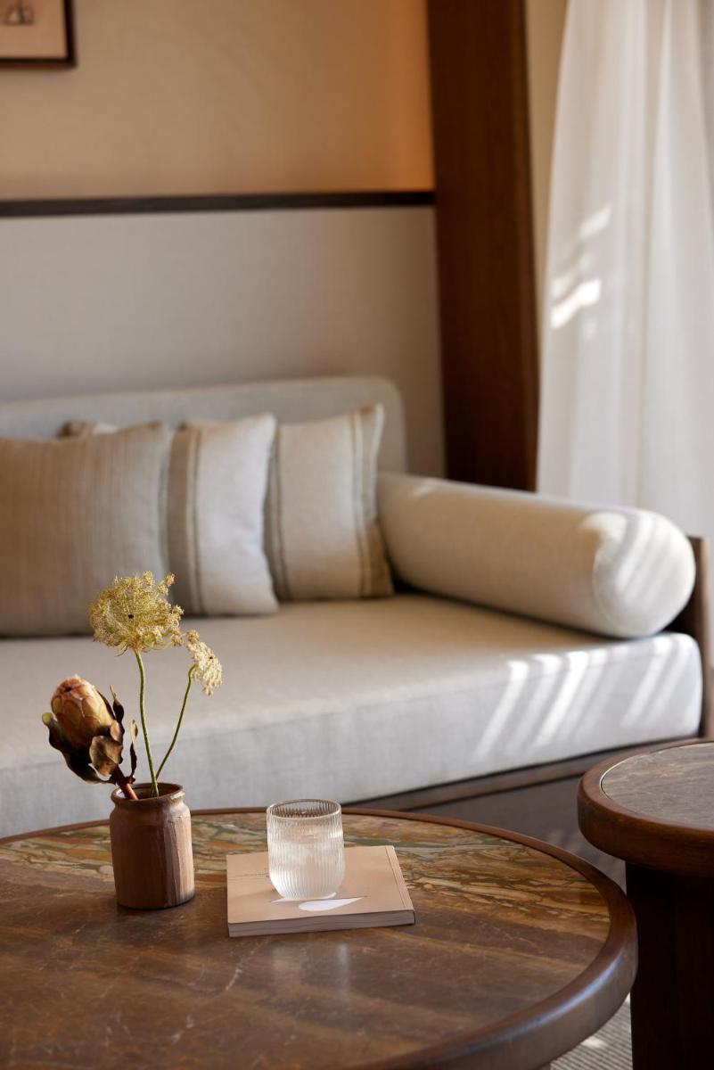 Daios Cove - Housity