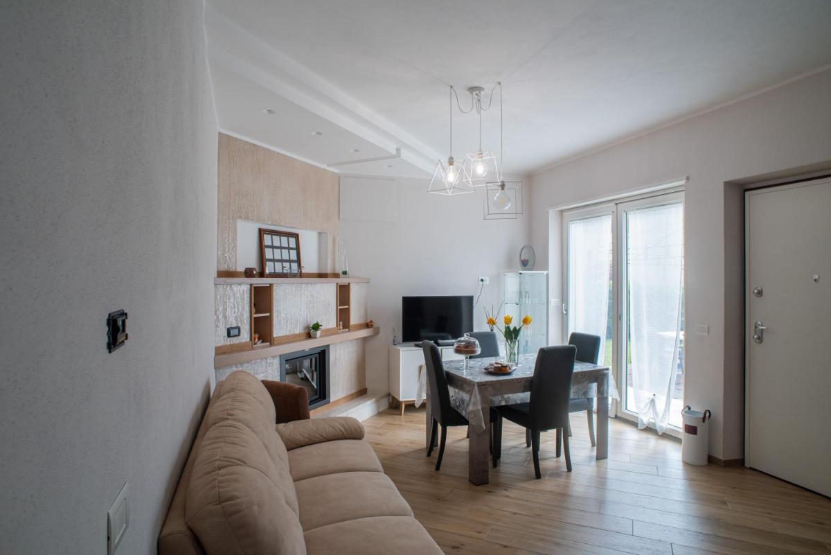 Casa Gioia - Giardino Privato, Vista Panoramica, Comfort e Barbecue - Housity