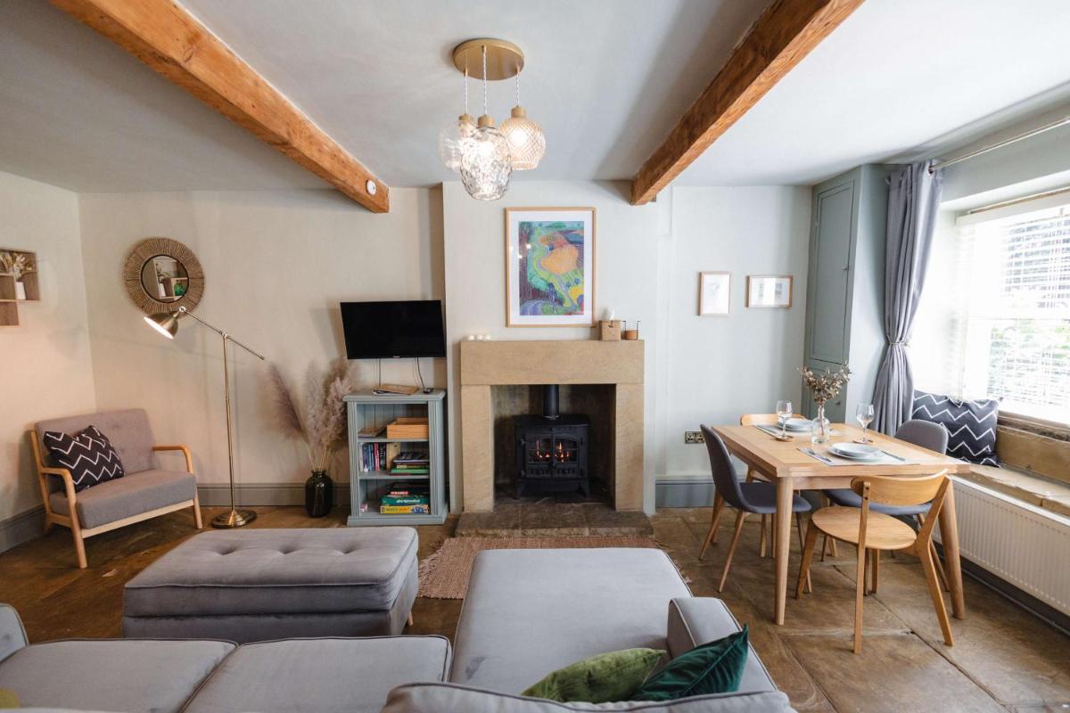 Weavers Retreat by Weavers of Haworth - Housity