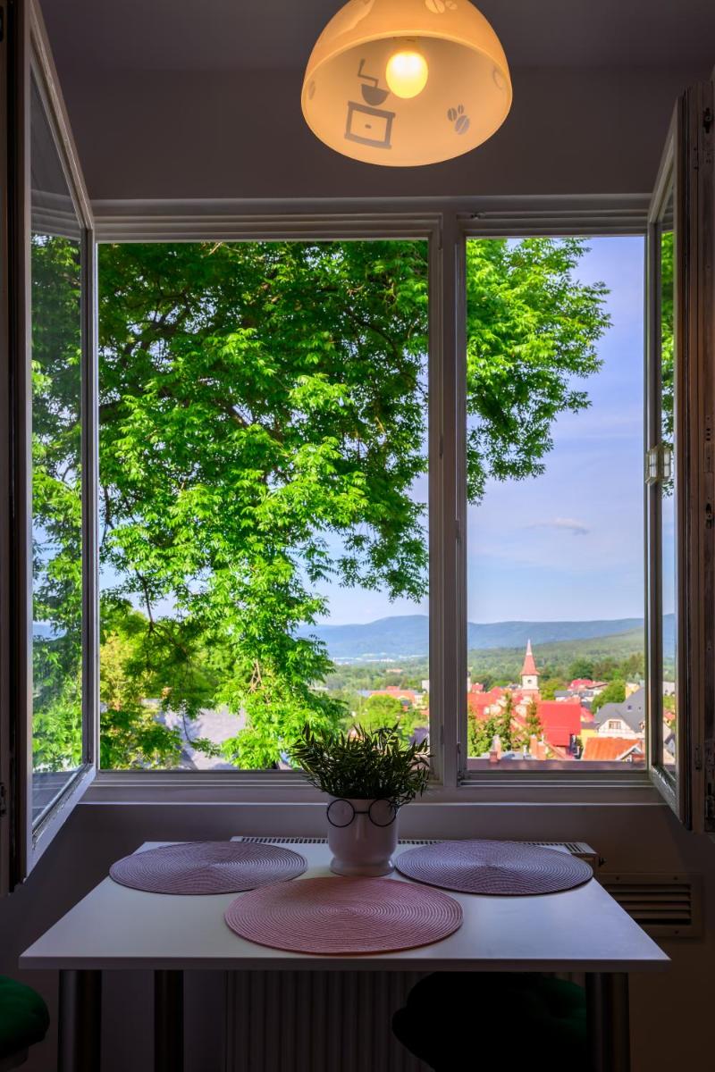 Apartamenty na Piątkę - Housity