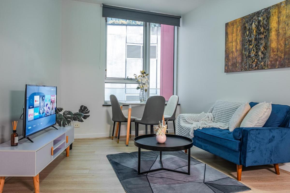 Extremely Convenient 1br1ba Nest In Melbourne Cbd - Housity